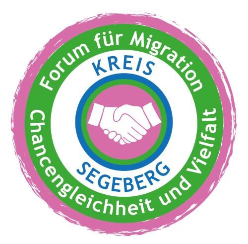 Kreisfrmiges Logo des Forums fr Migration, Chancengleichheit und Vielfalt in blau, wei, grn und rosa. In der Mitte des Kreises sieht man zwei sich schttelnde Hnde.